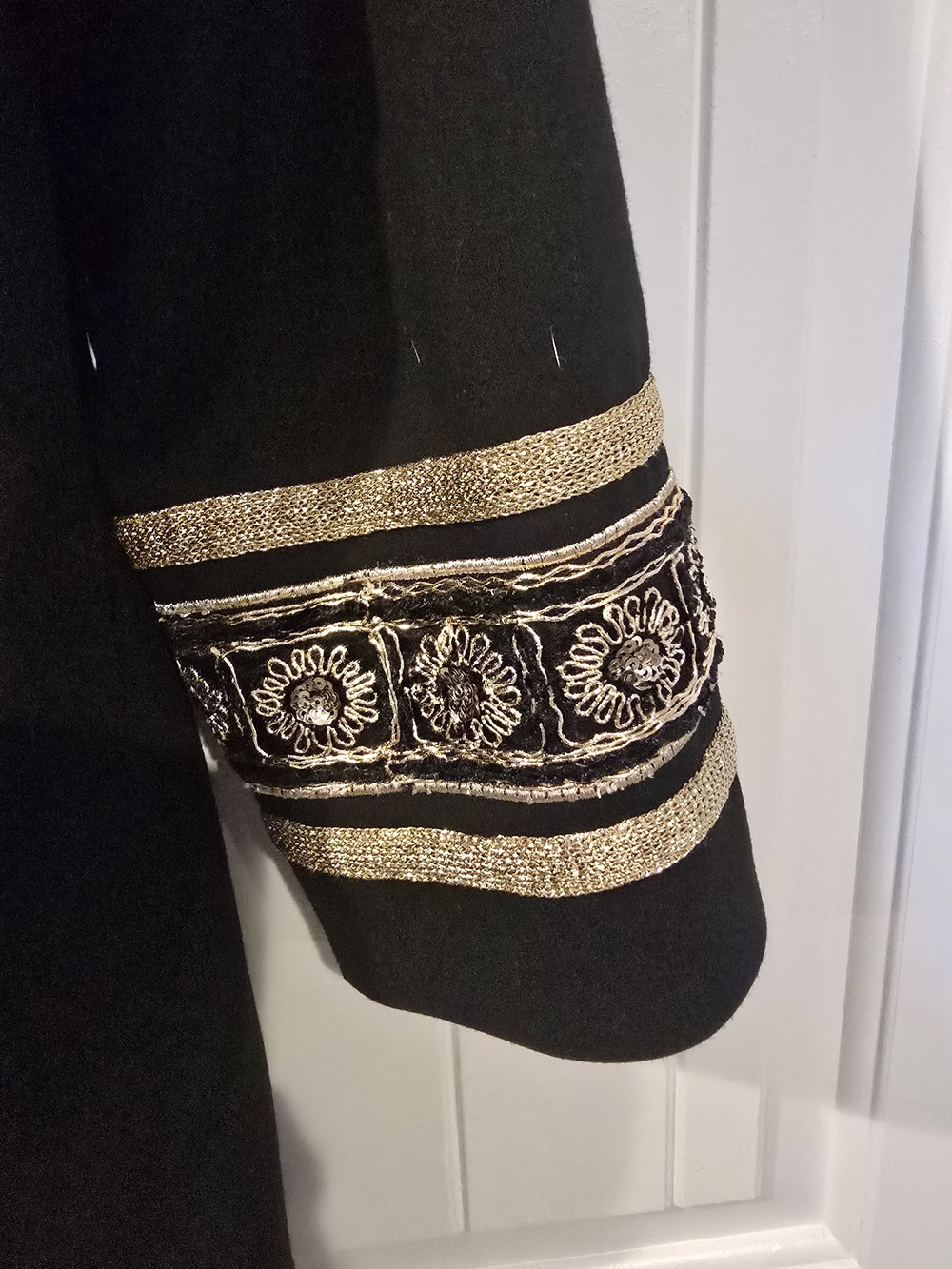 Chico's Black Embroidered Sleeve Open-Front Blazer SZ 3 Petite XLP - Picture 5 of 9